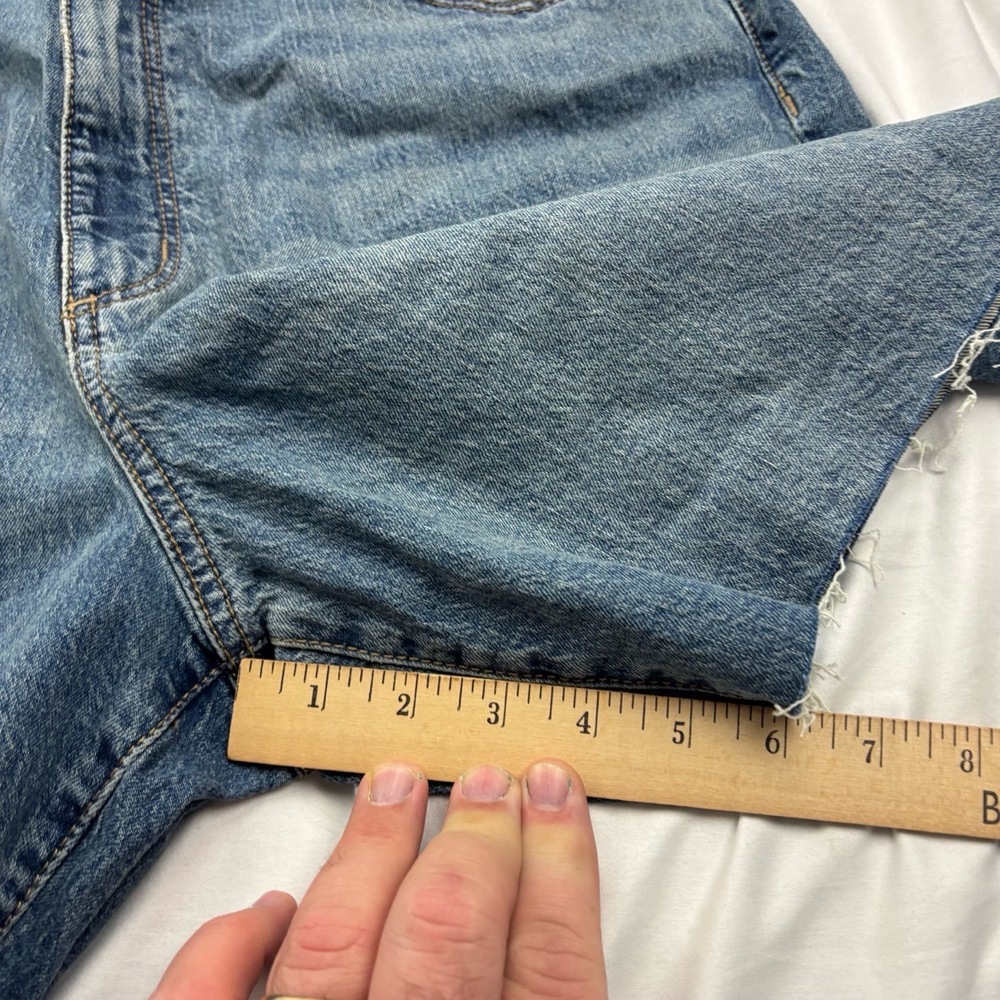 NEW Women's Size 16 UNIVERSAL THREAD Blue Vintage Raw Hem Denim Shorts Stretch - Picture 11 of 12